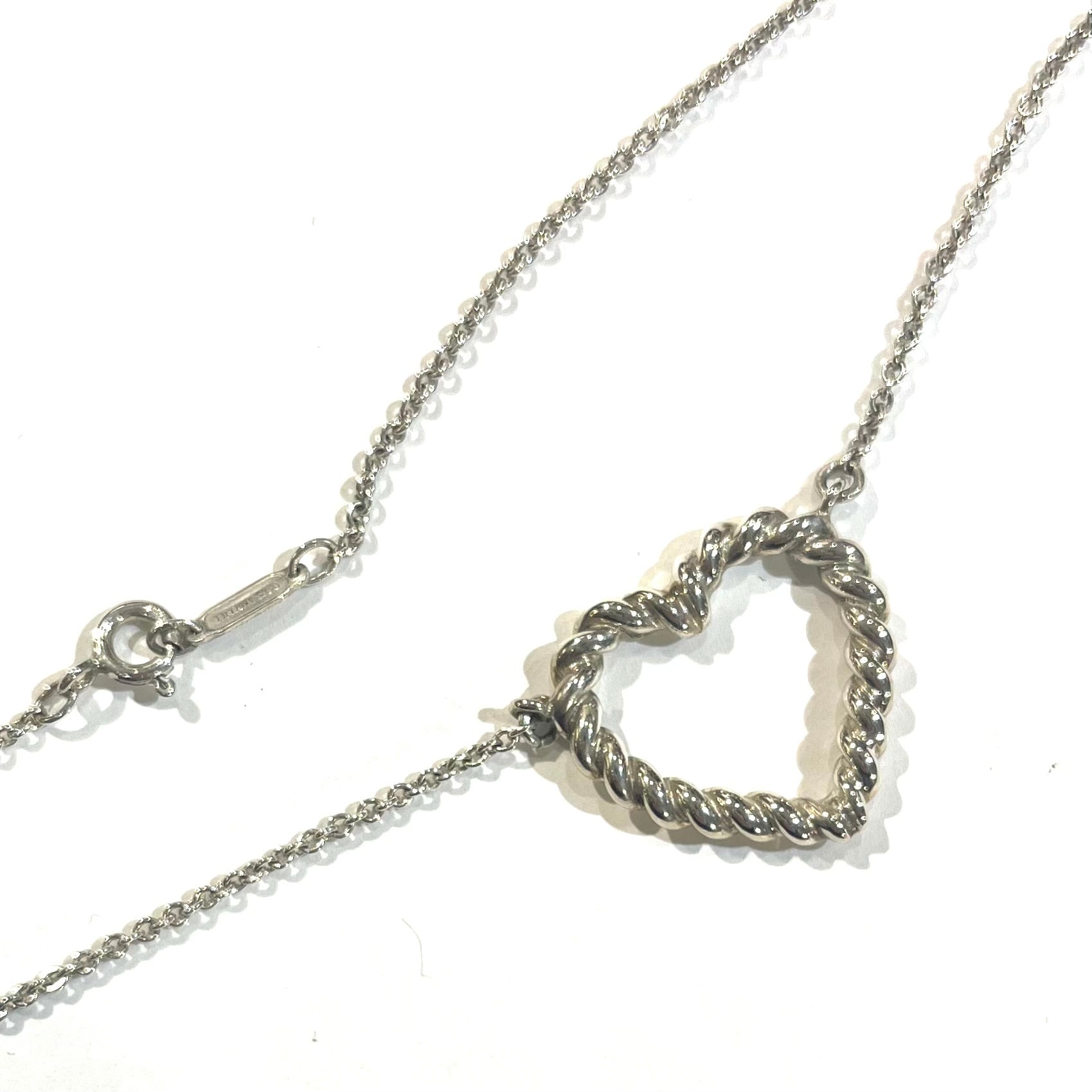 特集掲載【TIFFANY&CO.】2128ツイストハート ネックレス／シルバー925