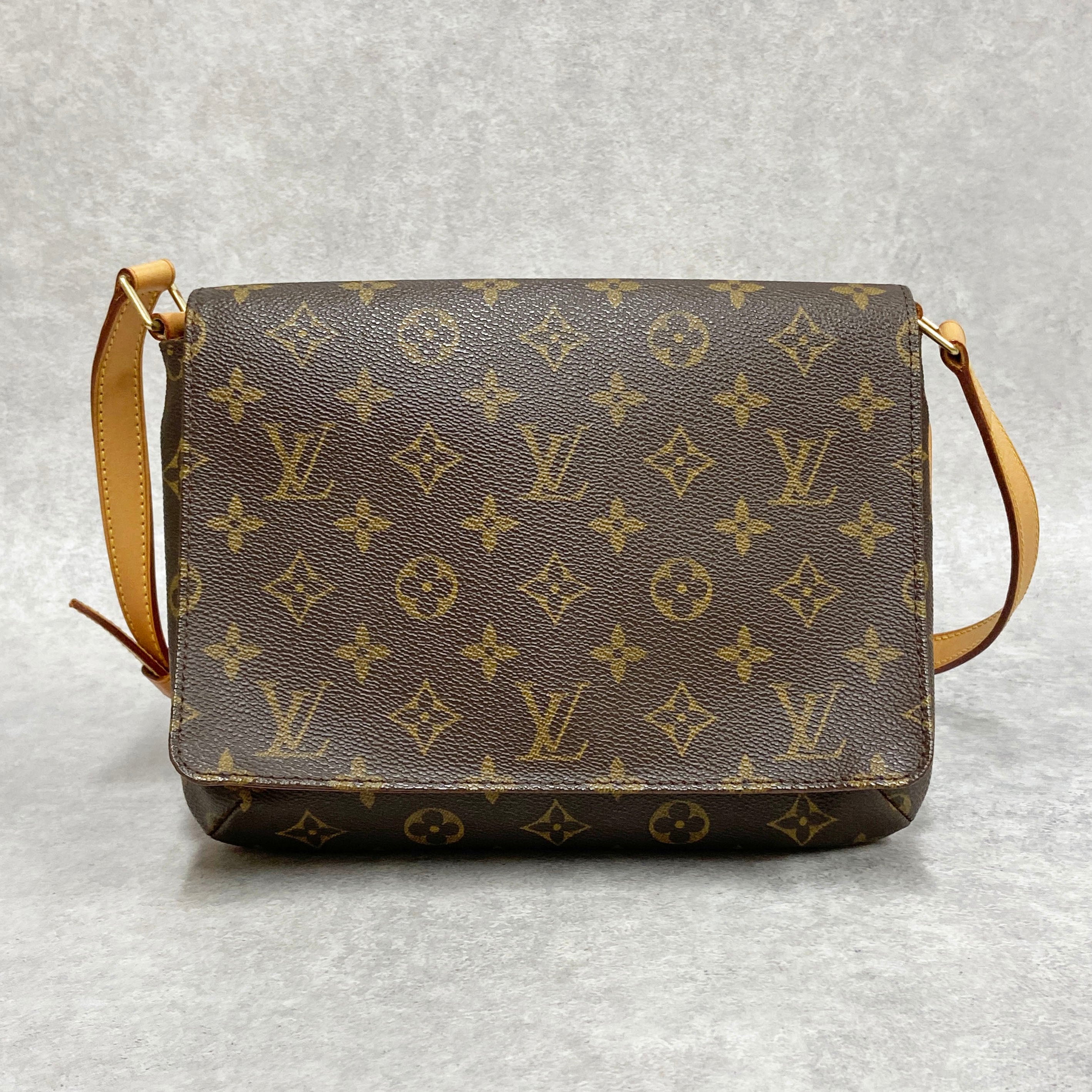 LOUIS VUITTON ルイ・ヴィトン モノグラム ミュゼットタンゴ 