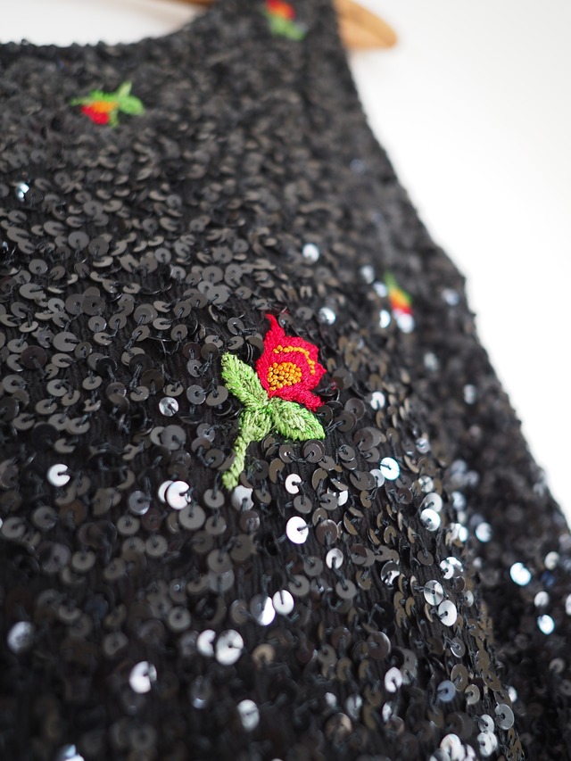 1980's beads no sleeve tops