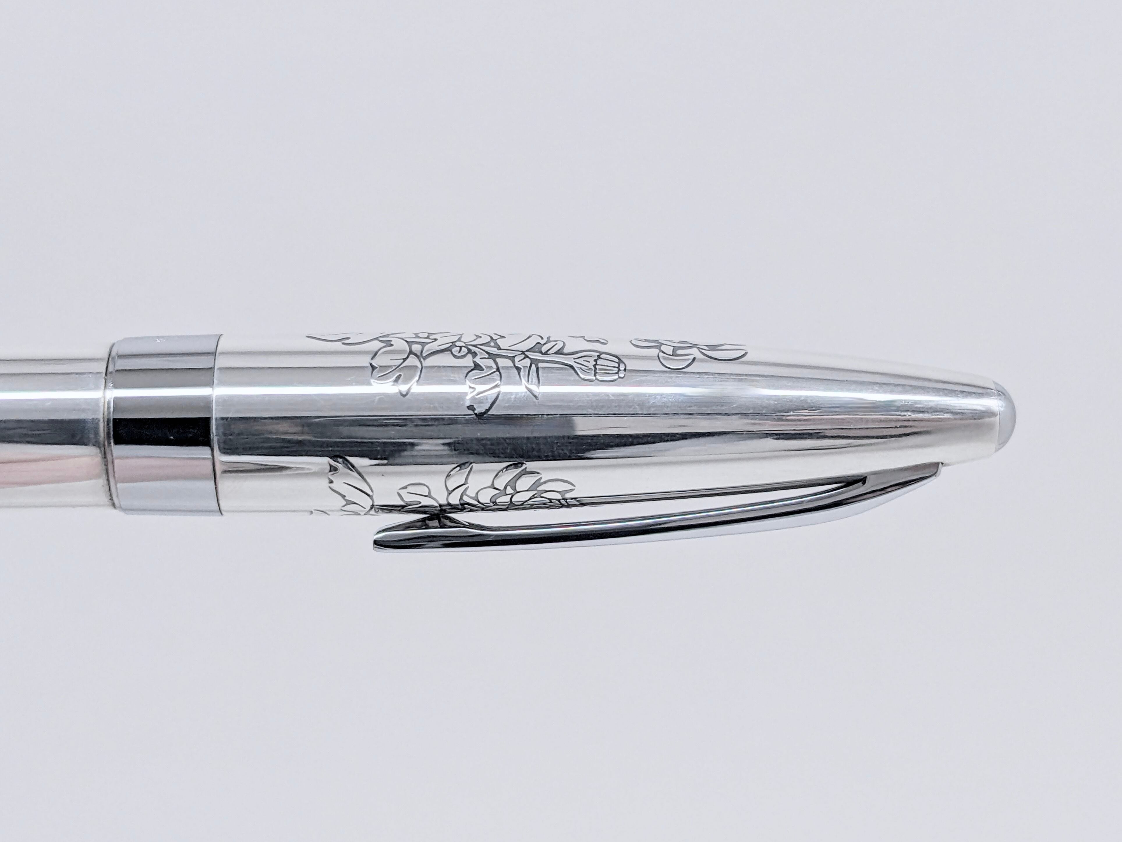 ◾️万年筆◾️昔の筆記用具◾️パイロット◾️PILOT◾️新品◾️未使用◾️換えインク付◾️昭和 1976 パイロット カスタム 菊 PILOT CUSTOM （細字） 18K 03039 | 川口