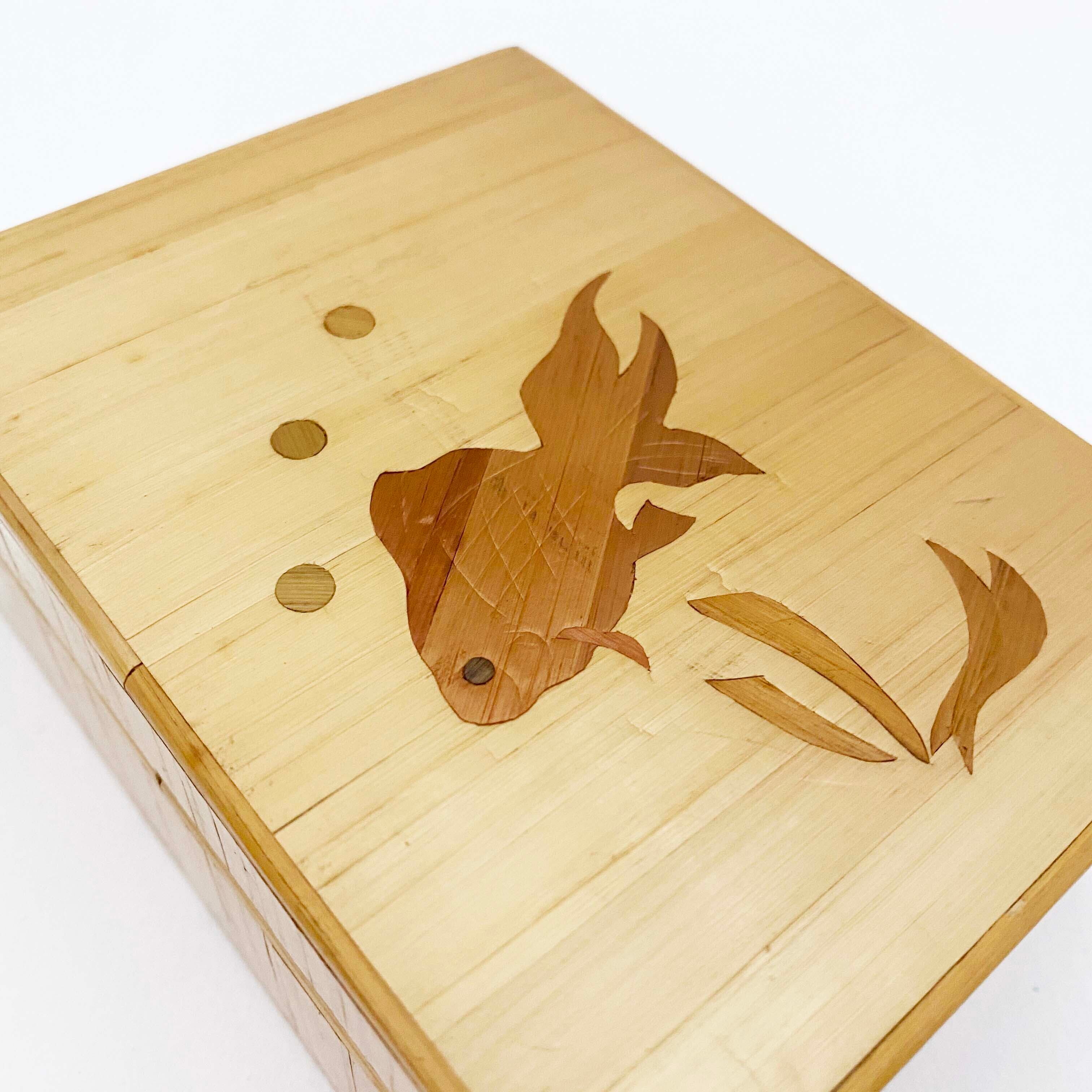 城崎の麦わら細工箱(金魚)