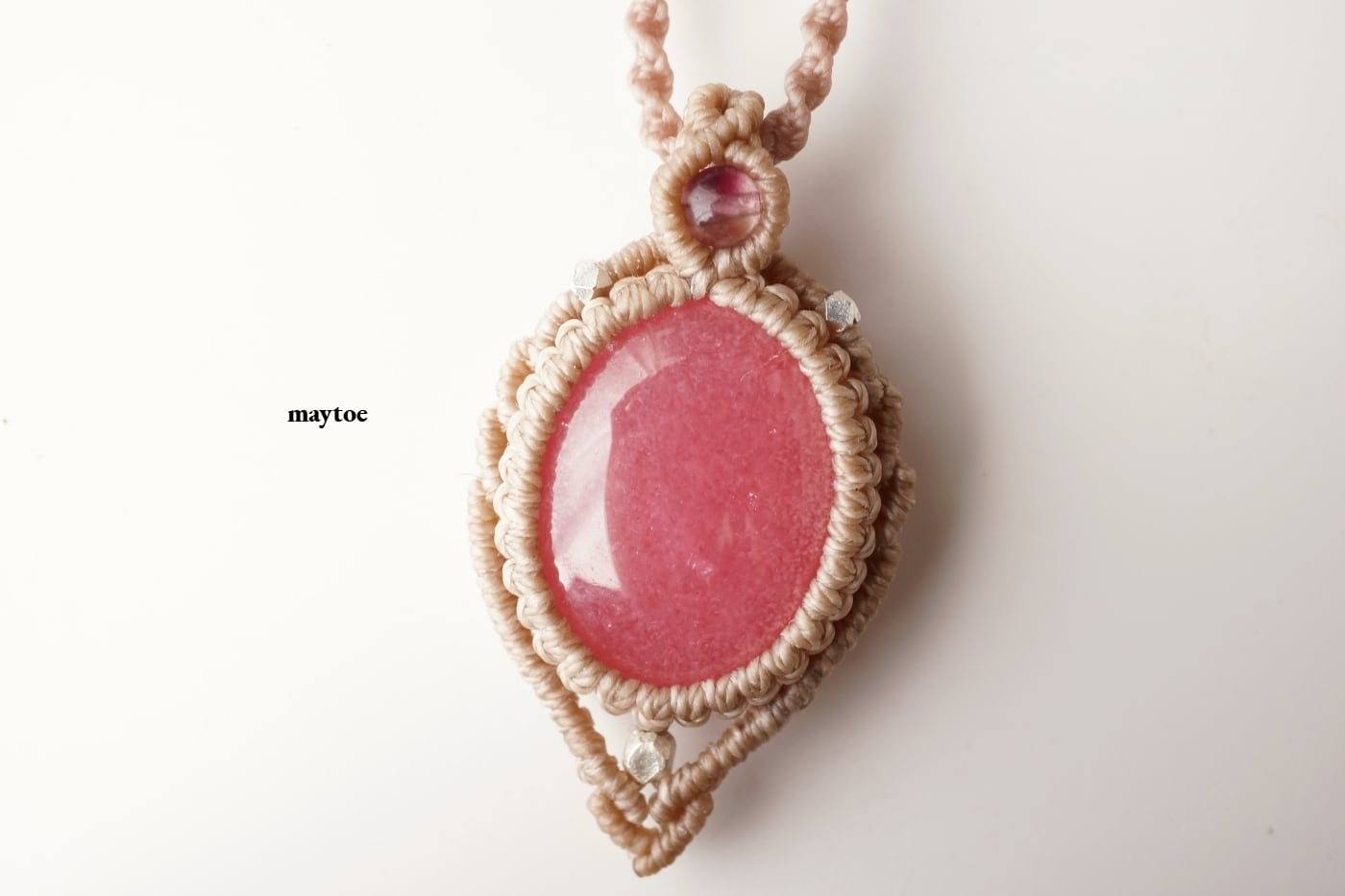 ロードクロサイト(インカローズ)のマクラメネックレス【一点物