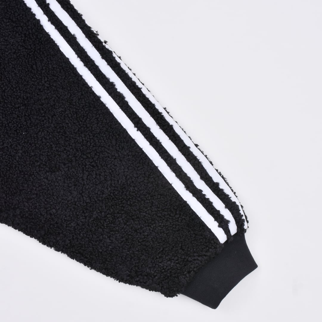 adidas】もこもこZIPパーカージャケット | VOLCAN&APHRODITE adidas】もこもこZIPパーカージャケット | VOLCAN&APHRODITE
