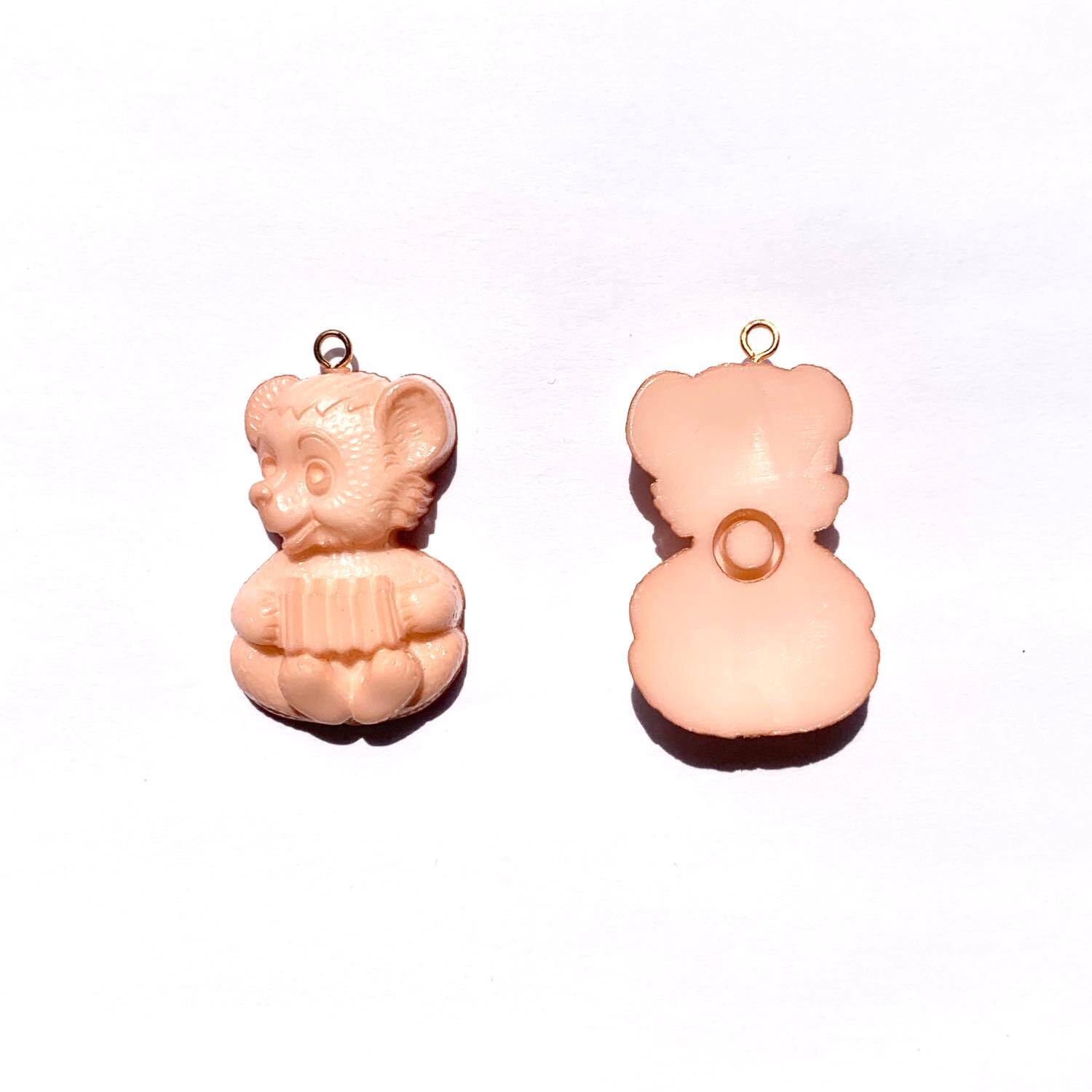 最終入荷〉ドイツアクリル ヴィンテージくまチャーム | Dua