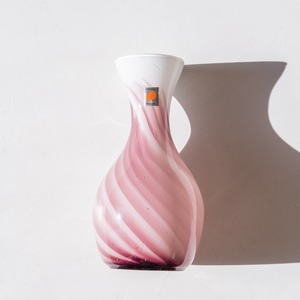 Milky Swirl Vase
