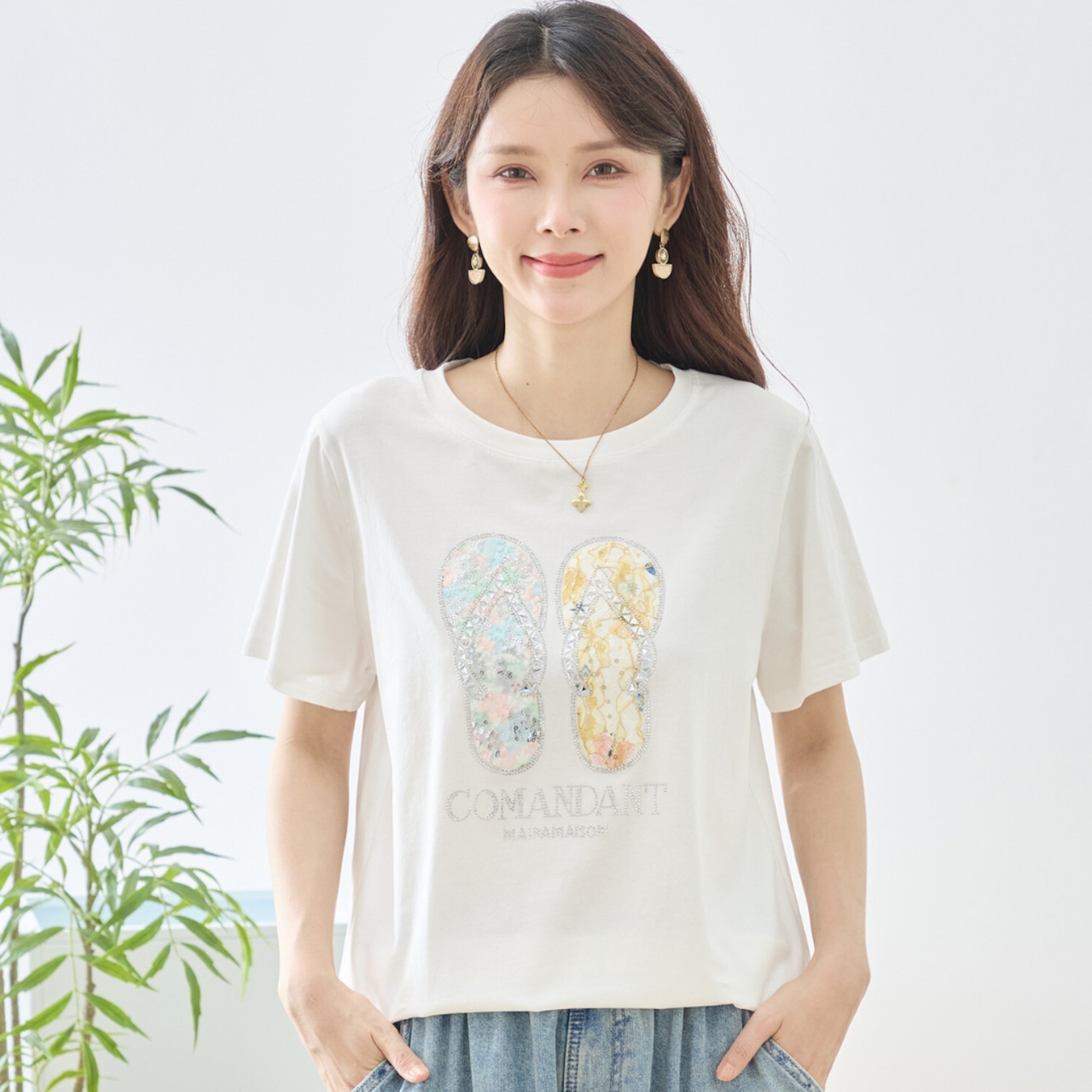 TRUBE 花柄フリップフロップサンダルイラスト半袖Tシャツ【M~L】ホワイト