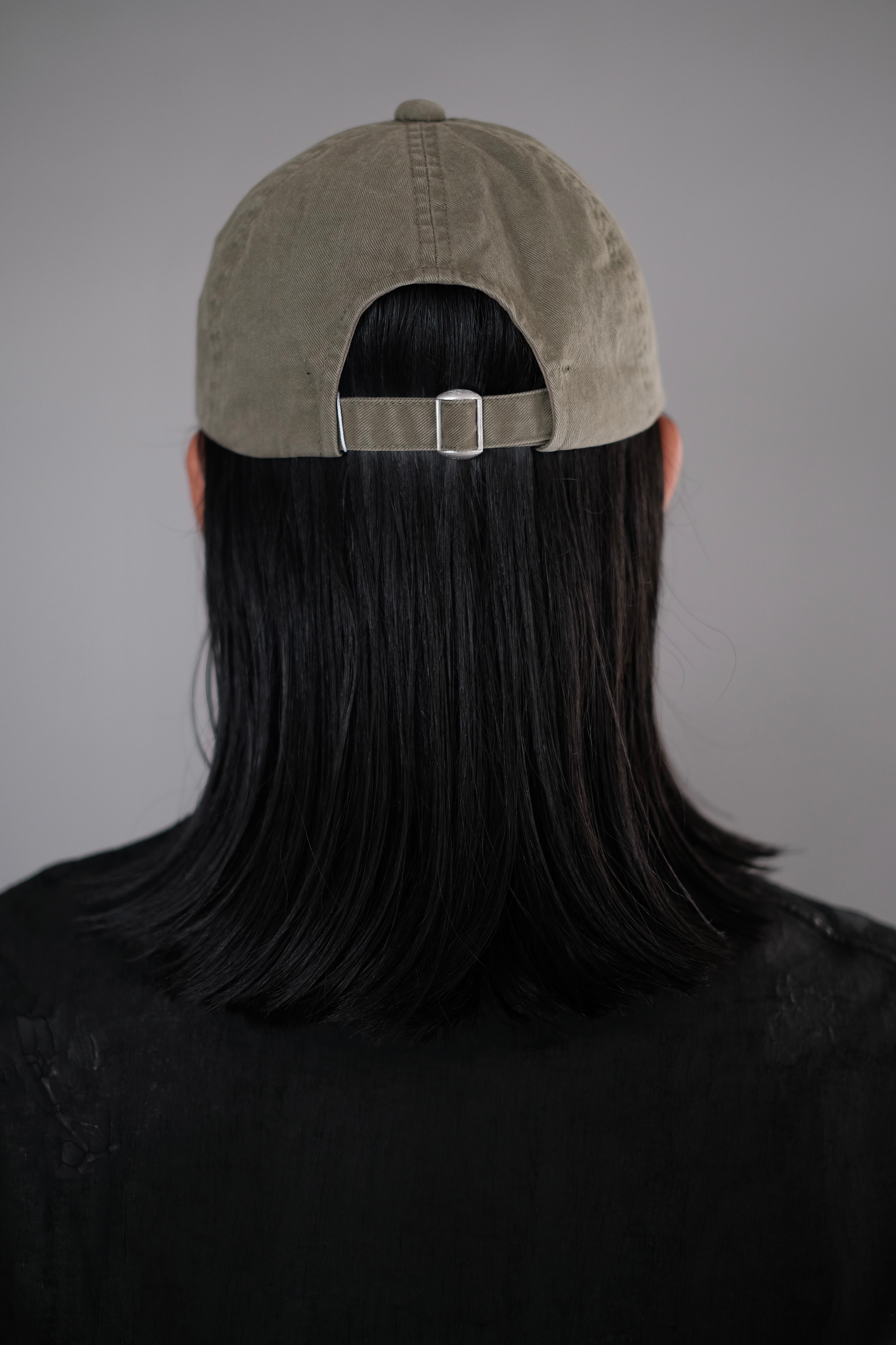 OUAT / -013- OFFICE CAP (I'M SO SERIOUS) | LIVING
