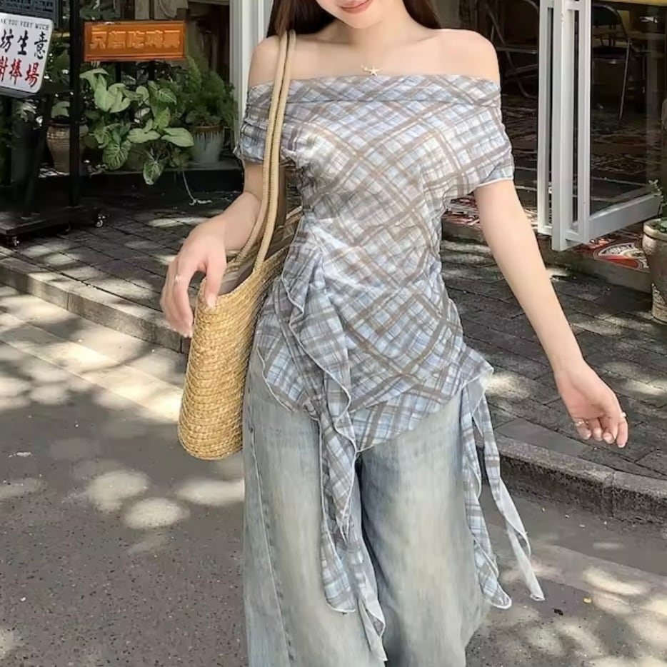 スパイシーヘムオフショルトップス