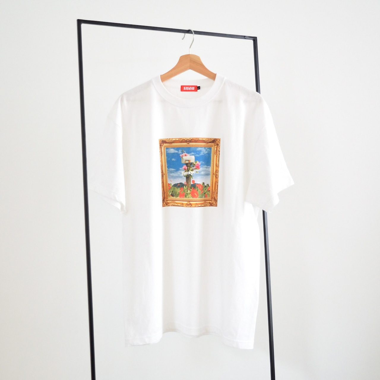 Bombye / T-Shirt（White）