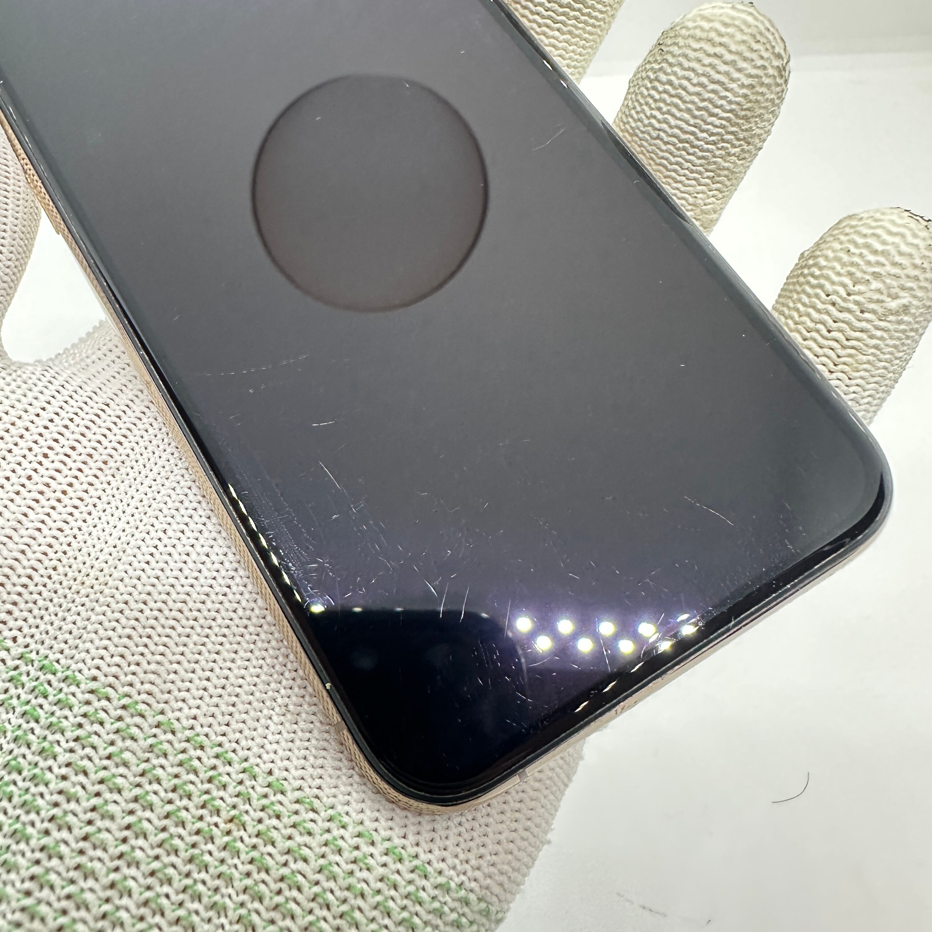 iPhone11pro 64GB ゴールド SIMロックなし 本体 美品iPhone11pro 64GB