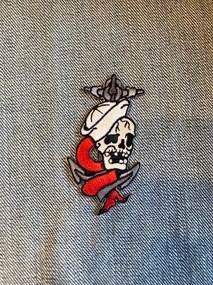 ガイコツ スカルセイラーと アンカー ワッペン アイロンパッチ FD0573