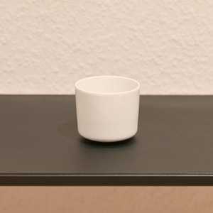《白磁の汲みだし茶碗 Sサイズ》Kumidashi(S) | yumiko iihoshi porcelain