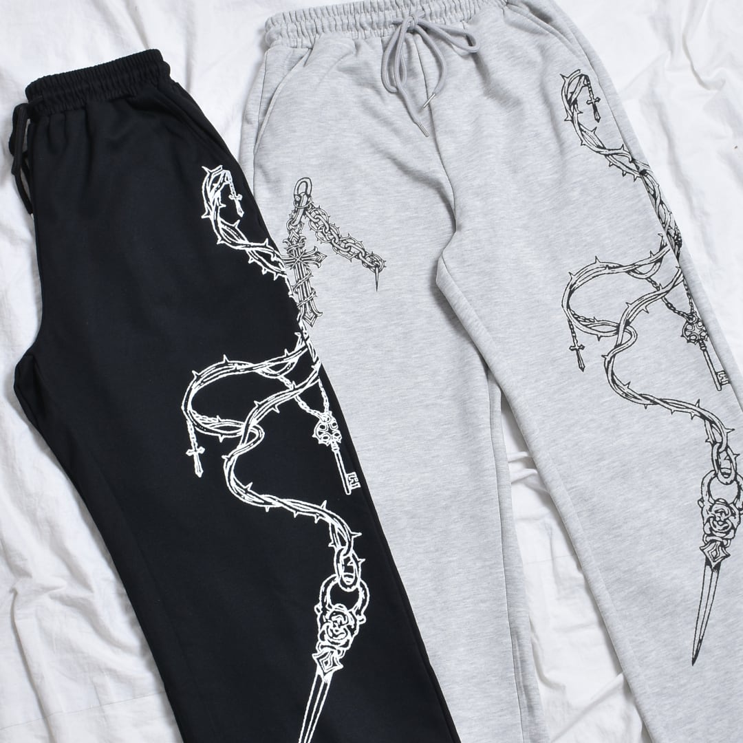【3/20新着】クロスチェーンプリント スウェットパンツ