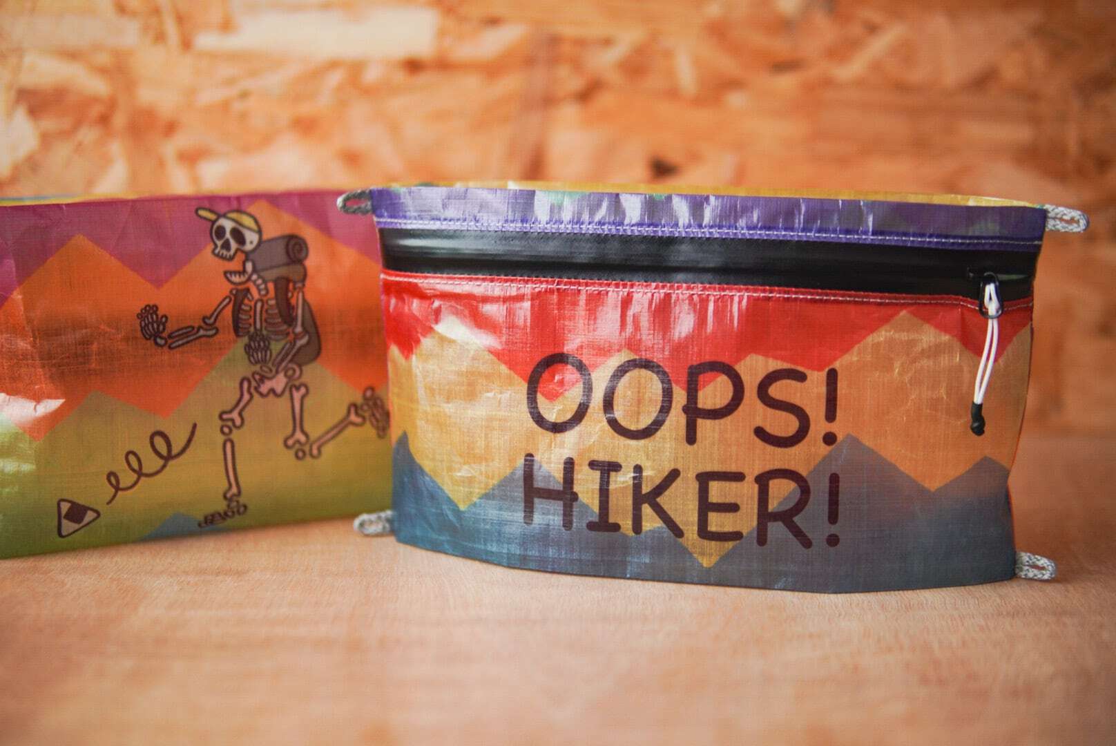 Upper Zip SACK M [OOPS HIKER] パーマンドバトン perm and baton | MOMOYA 山の用品店