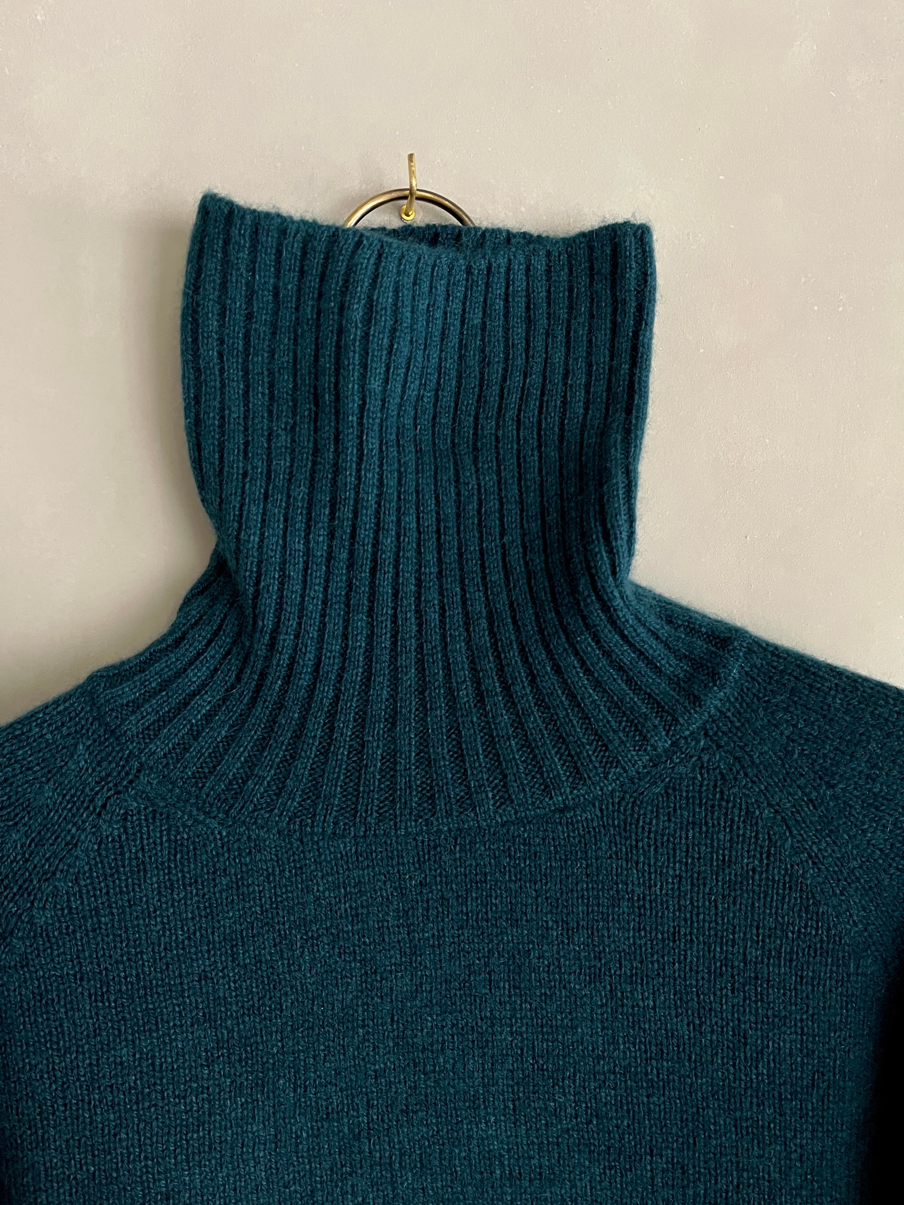 eleven 2nd｜イレブンセカンド｜カシミヤタートルネックセーター