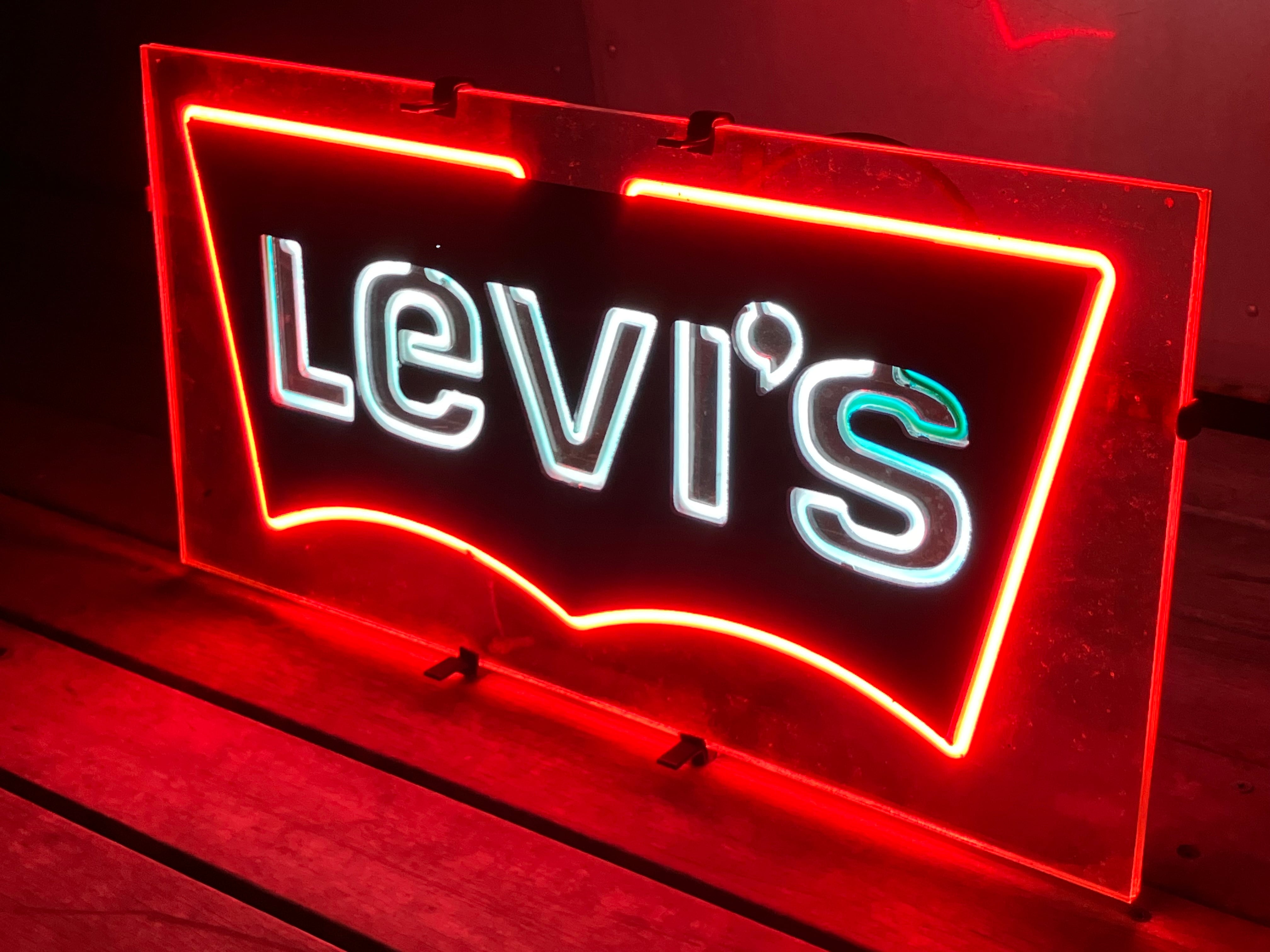 Levi's 70s STORE DISPLAY UNDERWRITERS LABORATORIES INC NEON Levi's 70s STORE DISPLAY UNDERWRITERS LABORATORIES INC NEON