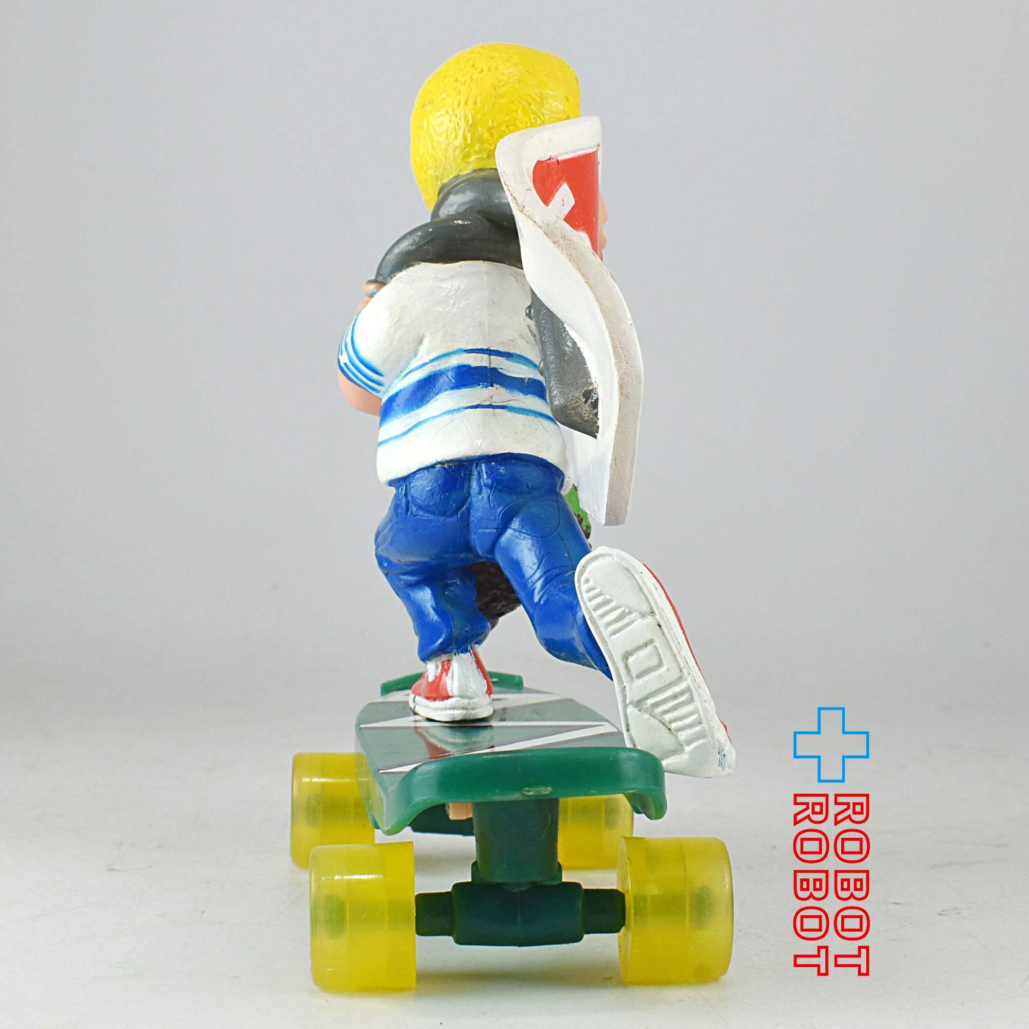 スケートボード・スマックアップス サミー・ストップサイン アクション