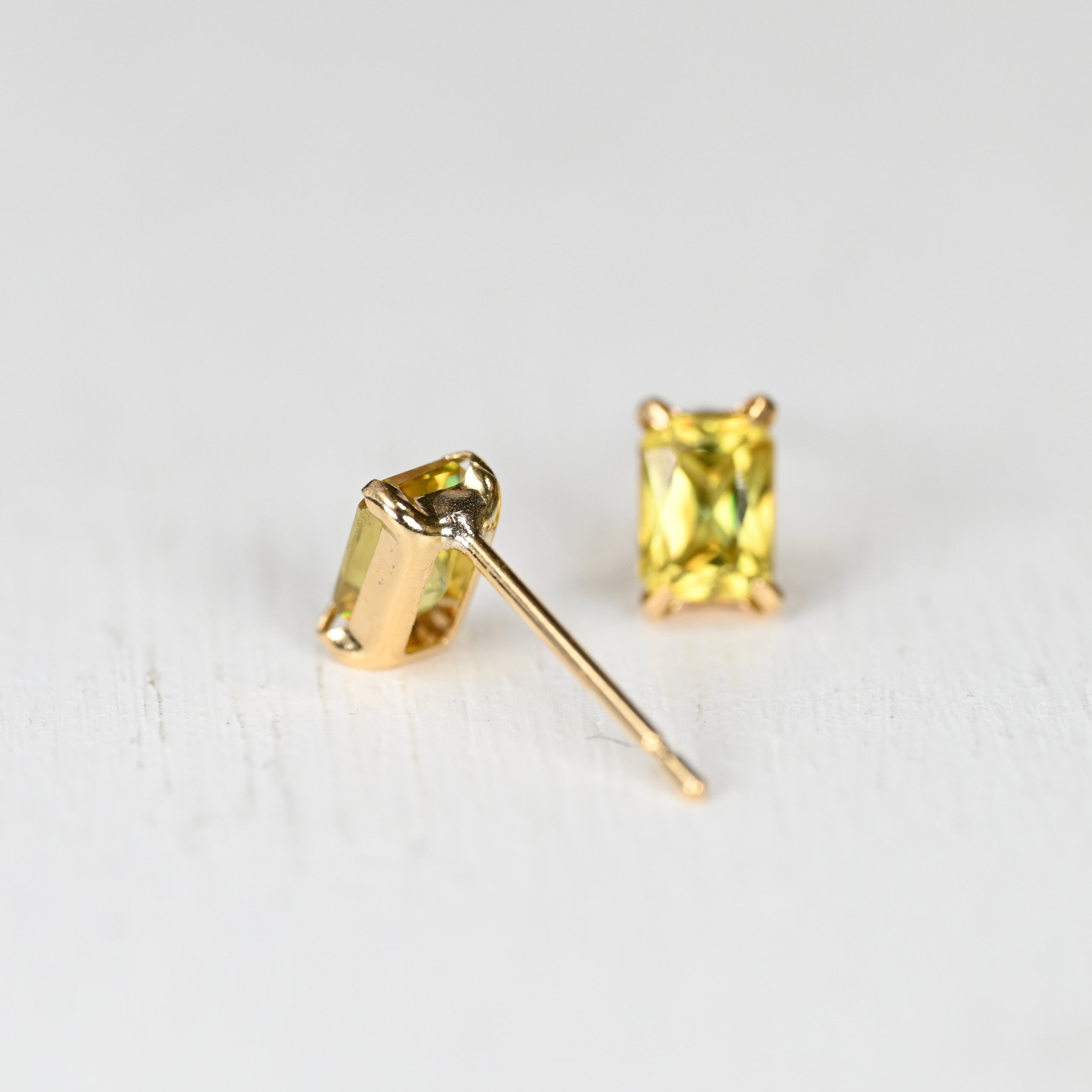 限定品】バゲットスフェーンピアス K18YG | ジェムとハンドメイド工房