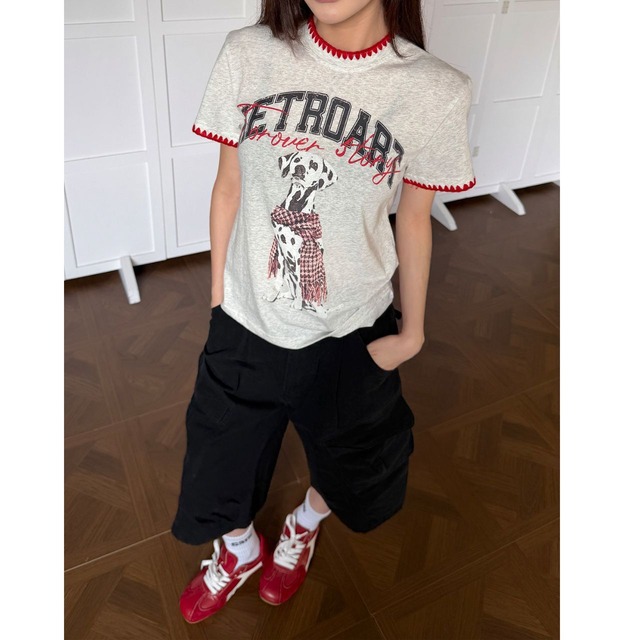 ドッググラフィックカラーステッチTシャツ 1col R02297