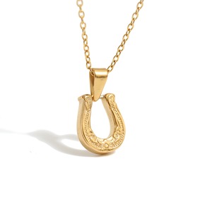 Horseshoe Reversible Necklace Gold