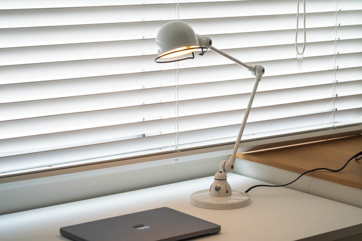 ジェルデ JIELDE SIGNAL 333 デスクランプ ペールグリーン JIELDE