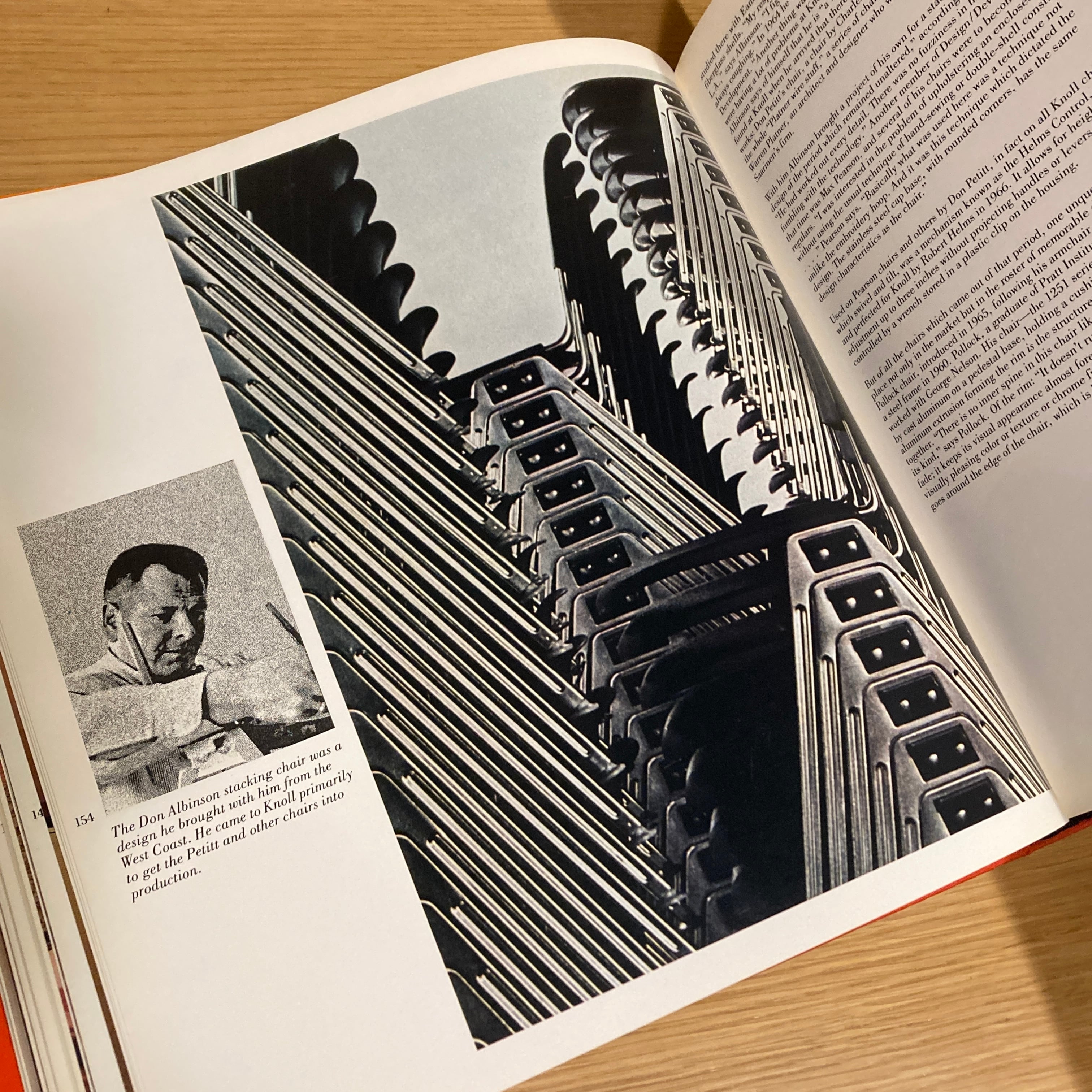 Knoll Design / Eric Larrabee, Massimo Vignelli | 百年