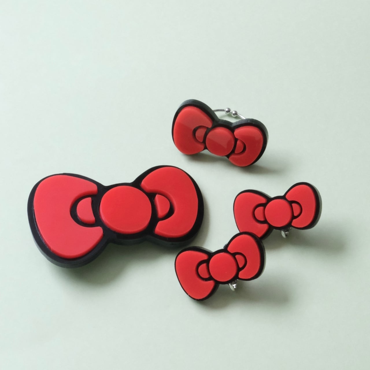 <全9色>HELLO KITTY ribbon earring / pierce