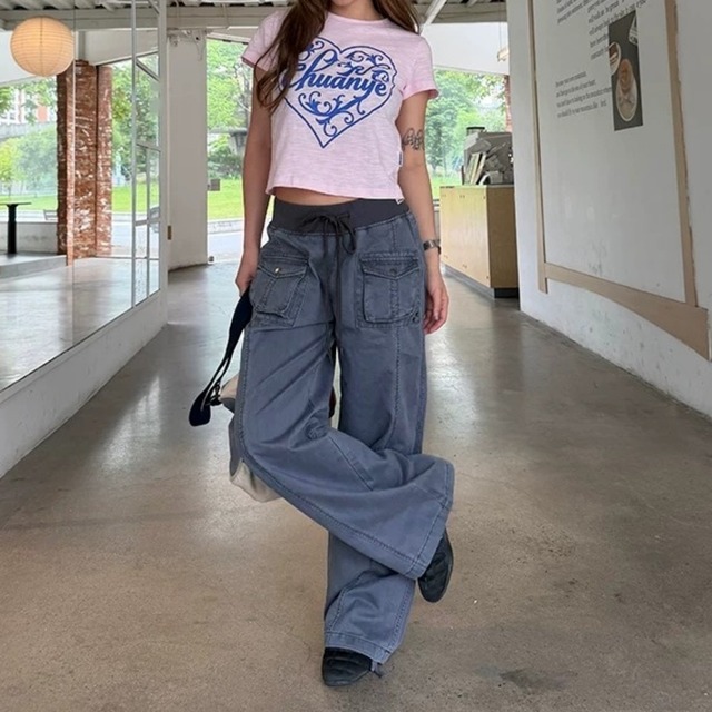 アラベスクハートグラフィッククロップドTシャツ 2col   R02449