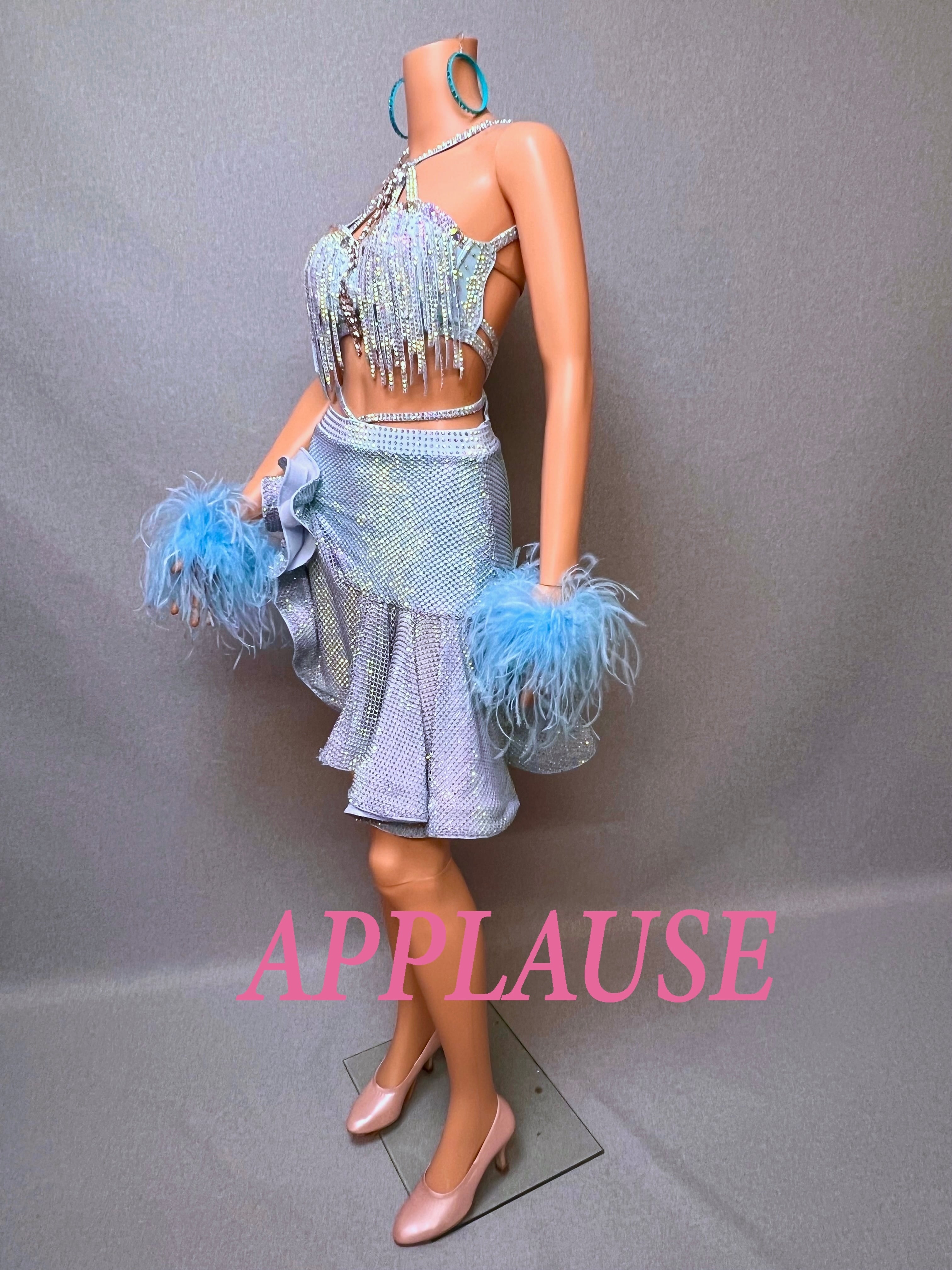 【新着】社交ダンス ドレス　ラテンドレス　　ウォーターブルー　M　LA-26-４　デモ・競技用ドレス　発表会　衣装　パーティドレス　ワンピース　舞台衣装