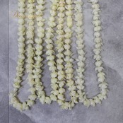 フラダンス 小物 まとめ売り 全4点 セット ホワイト系 ピカケ ピカケレイ レイ 花 花飾り ネックレス 白 ロング 小道具 フラ ダンス タヒチアン かわいい 練習 レッスン イベント ステージ おしゃれ