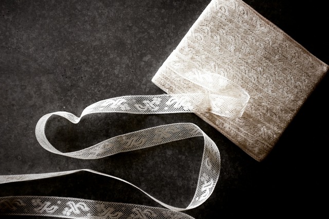 20s フランス 優しい宿り木とヴァレンシエンヌレース 100x2c アンティーク r45mn