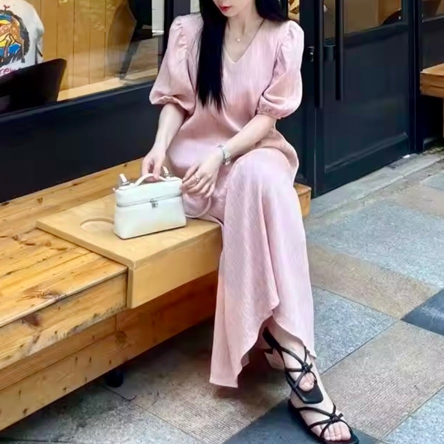 パフスリーブリラックスワンピース