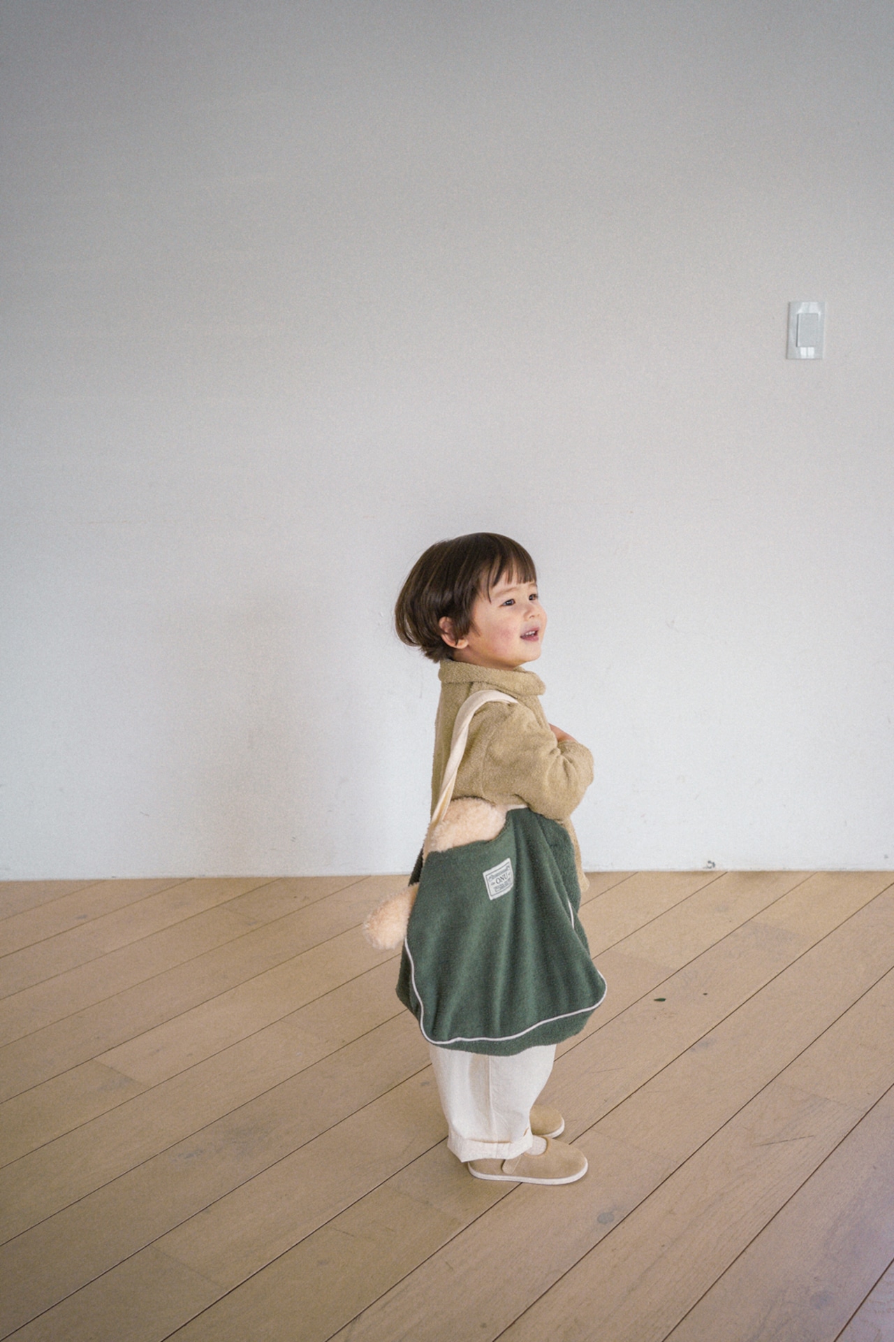 ONU 26/SS Collared Cardigan