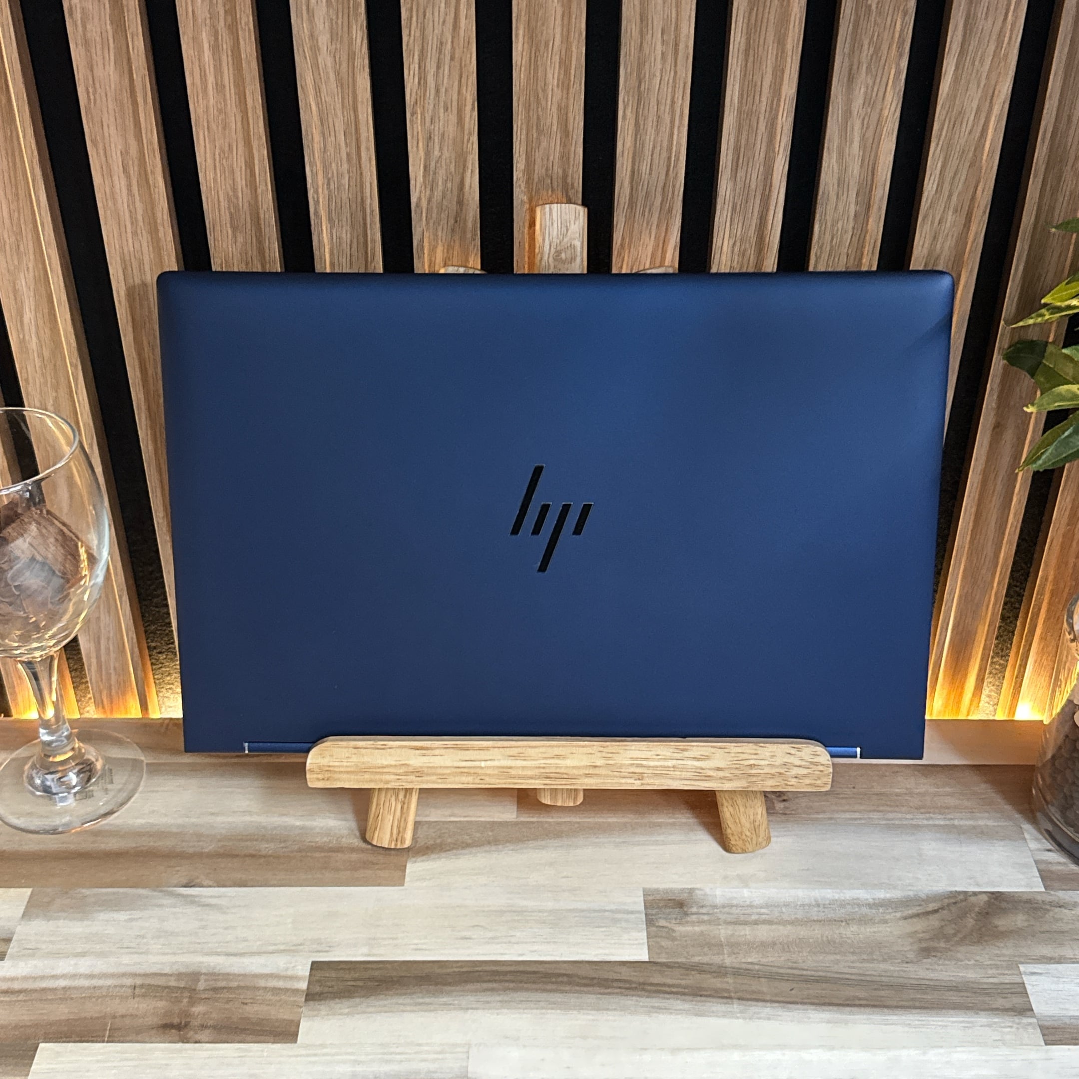 美品LTEモデル』HP Elite Dragonfly タッチ対応2in1 メモリ8GB 第11