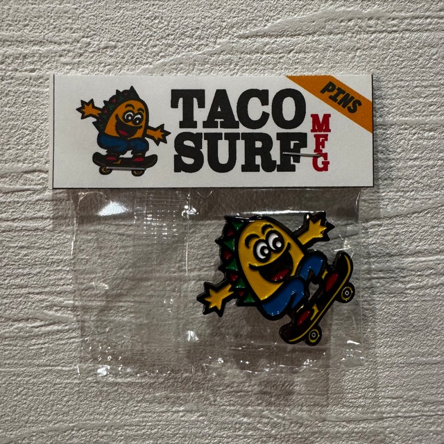 【TACOSURF MFG】ピンバッジ
