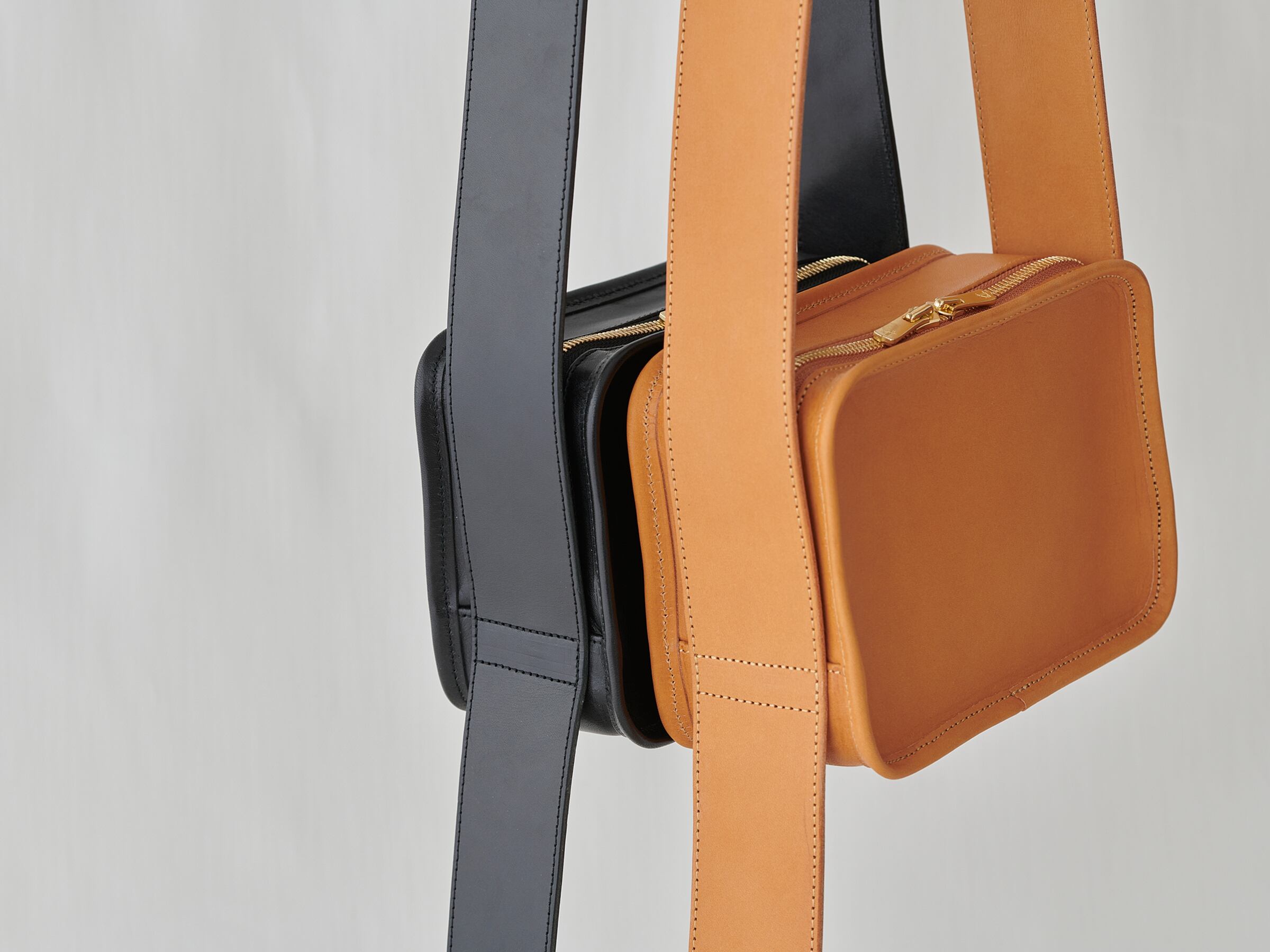 LIFESTYLIST【LIMITED】Mini Book Bag black 贅沢品 17875円 www