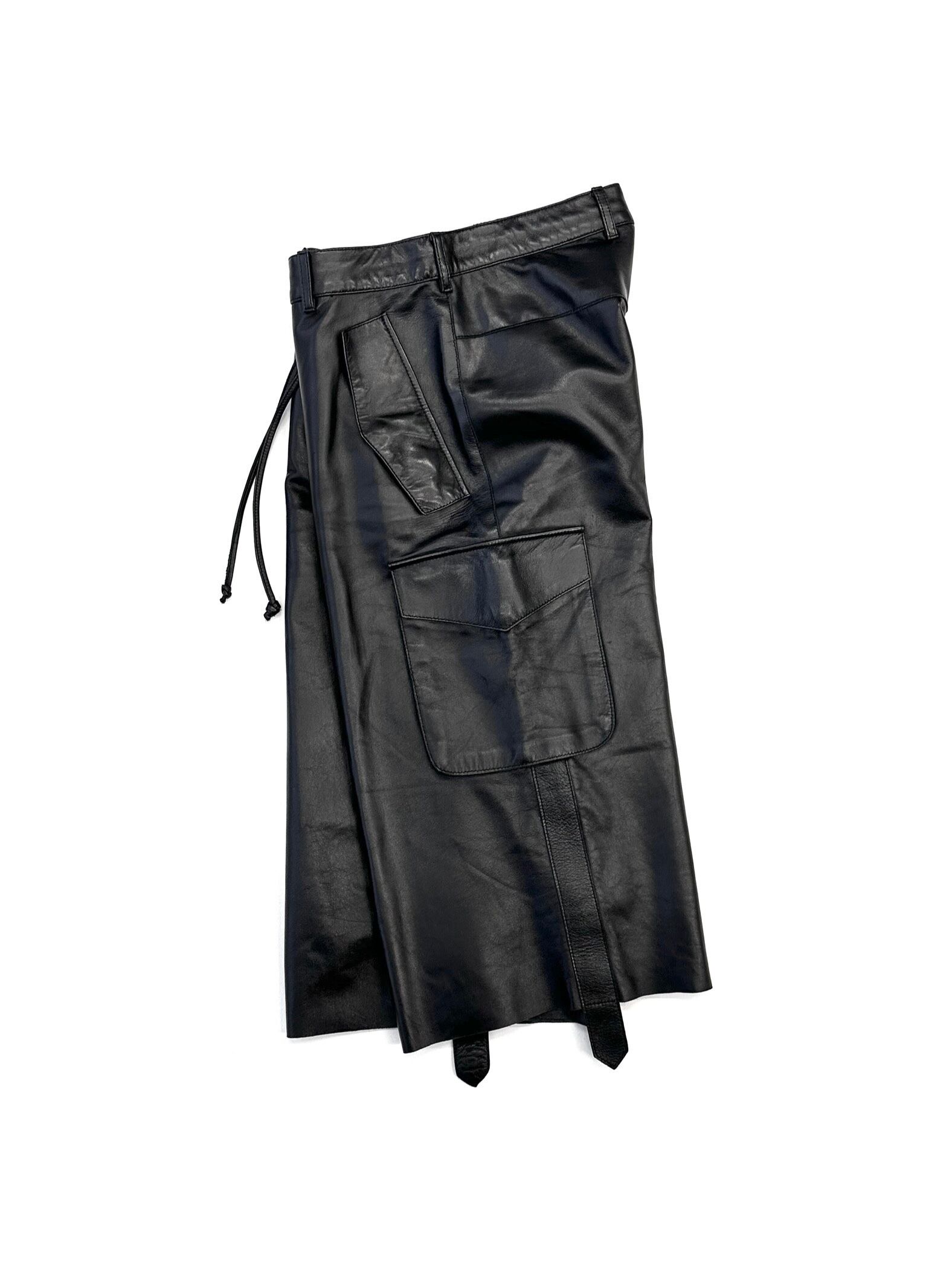 e2000's NEIL BARRETT Black Leather Cropped Cargo PT | Pay ID