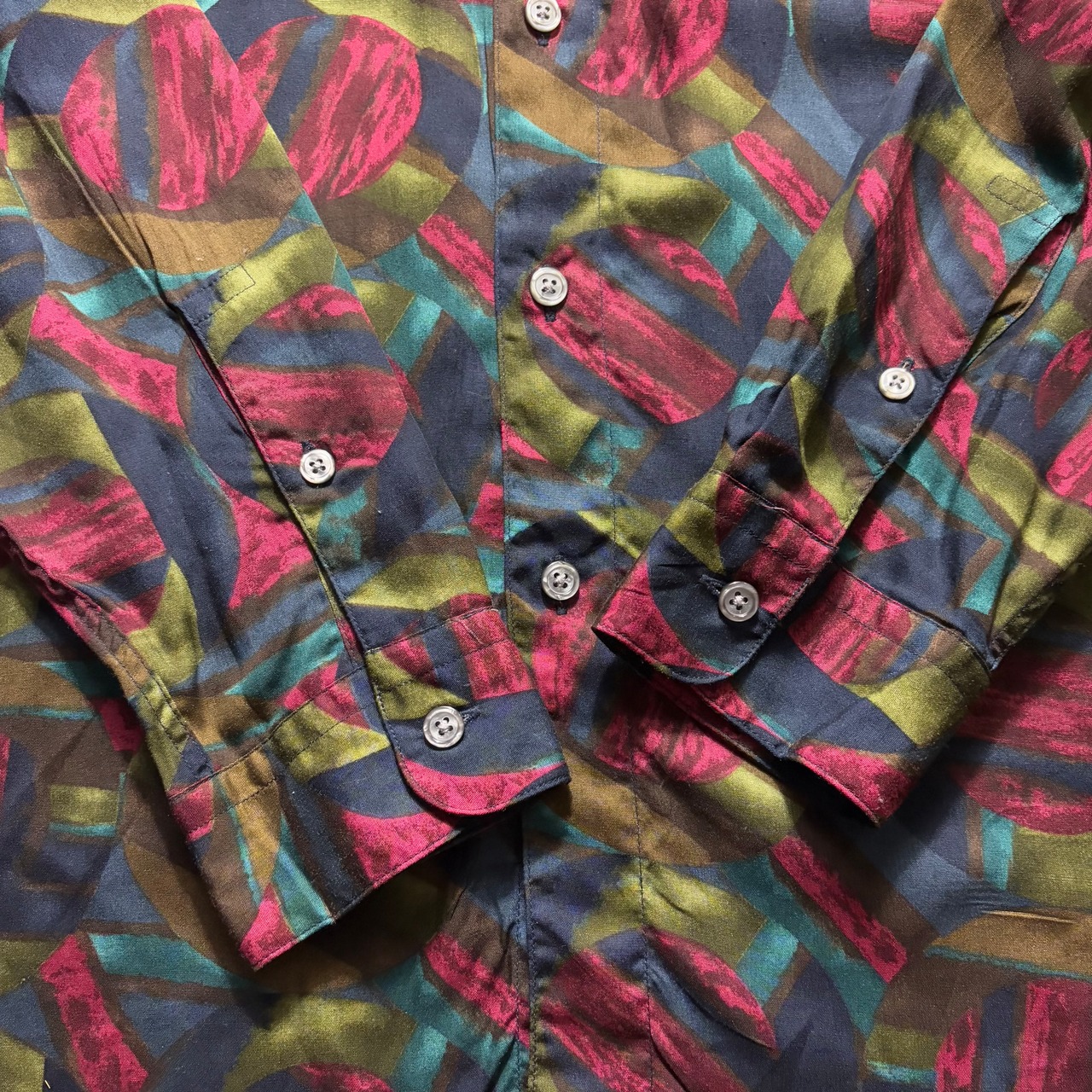 vintage 1990’s PERRY ELLIS aop rayon shirt