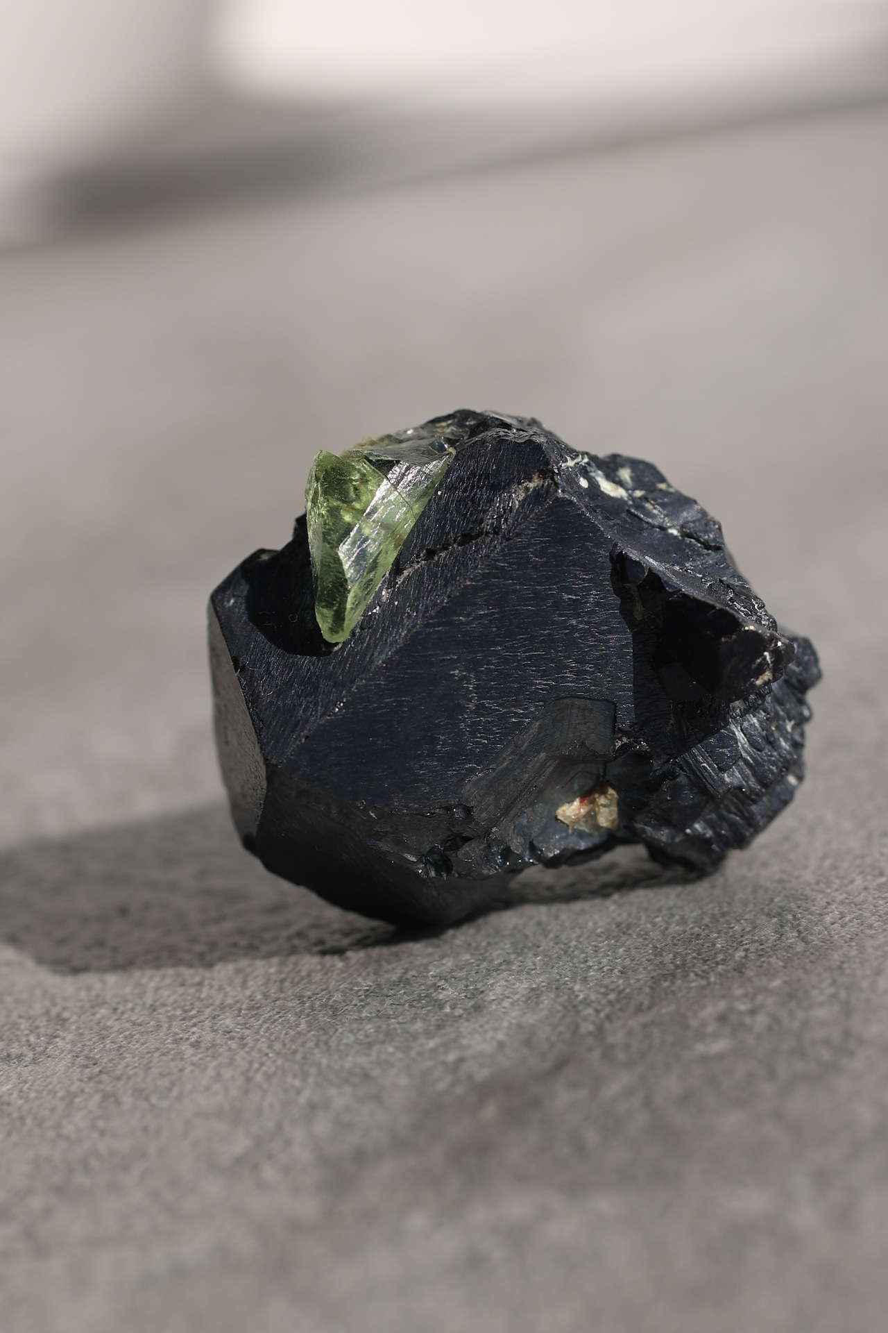 ペリドット「光の芽吹き」Peridot|天然石 原石 鉱物 パワーストーン | PD-A-001