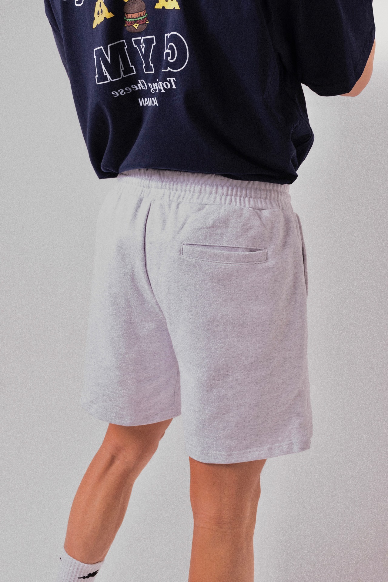 スウェットショーツ　バーガージム　アッシュ