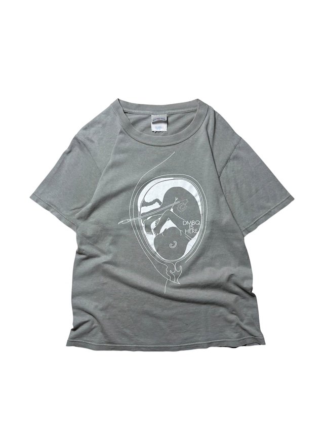 United Sports Headwear DMBQ Is Here Graphic Gray Short Sleeve T-Shirts