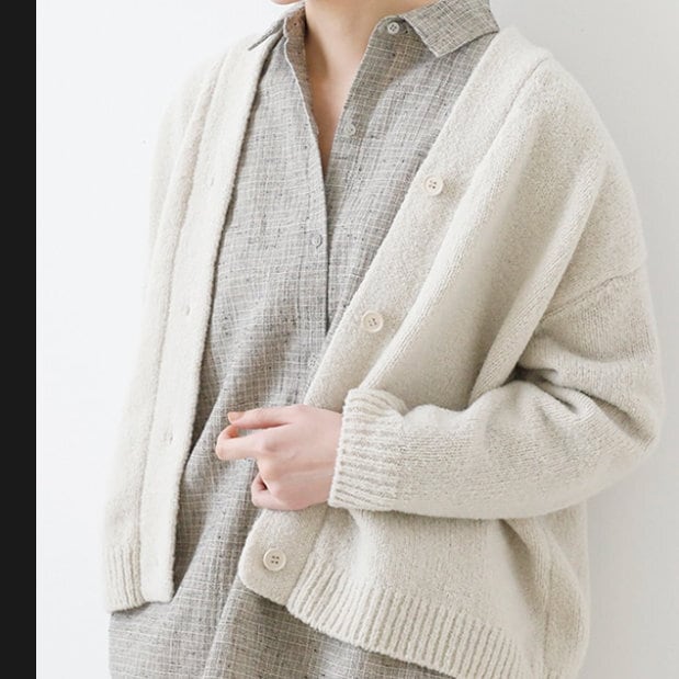 み*ほ様 美品★evam eva★25AW 今季リニュー　ウールカーディガン evam eva(エヴァムエヴァ)Vネック 「renew-wool」 カーディガン