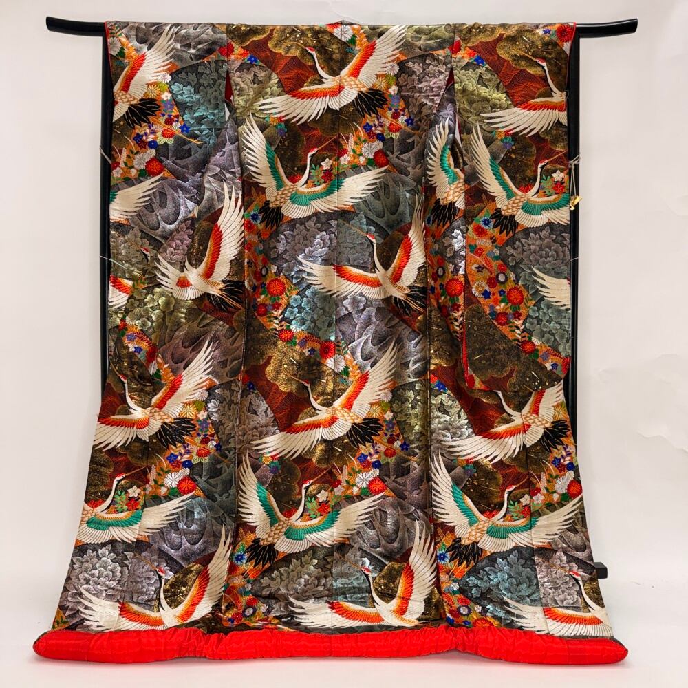 色打掛 正絹 刺繍 黒 高級西陣織 打掛 花嫁衣裳 ポリエステル リサイクル 中古 ブライダル ウエディング 6673