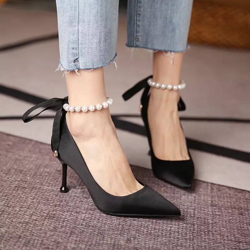 送料無料 アンクルパールリボンパンプス 2色 ブラック ホワイト アンクル パール リボン パンプス 靴 上品 優雅 エレガント レディース おしゃれ ファッション Glavie