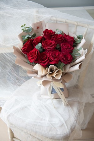 バラ花束　１１本（11 roses bouquet）