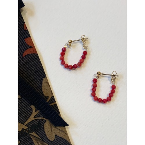 Porter des boutons │red coral ピアス