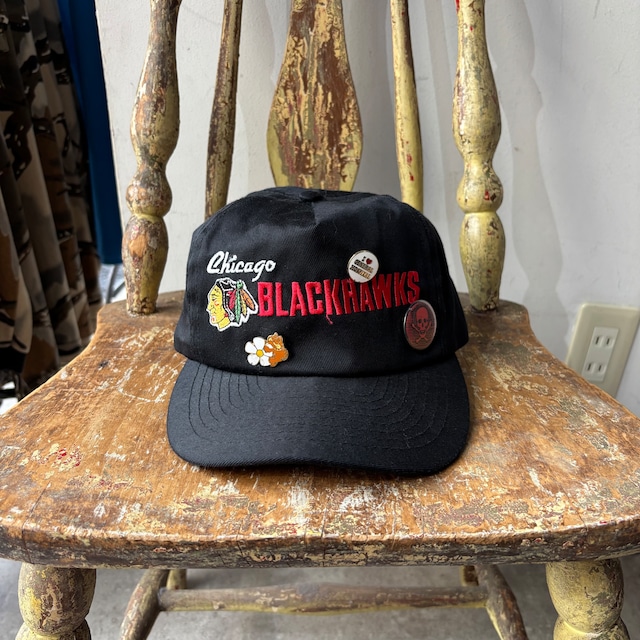 90s BLACKHAWKS pins custom cap【仙台店】