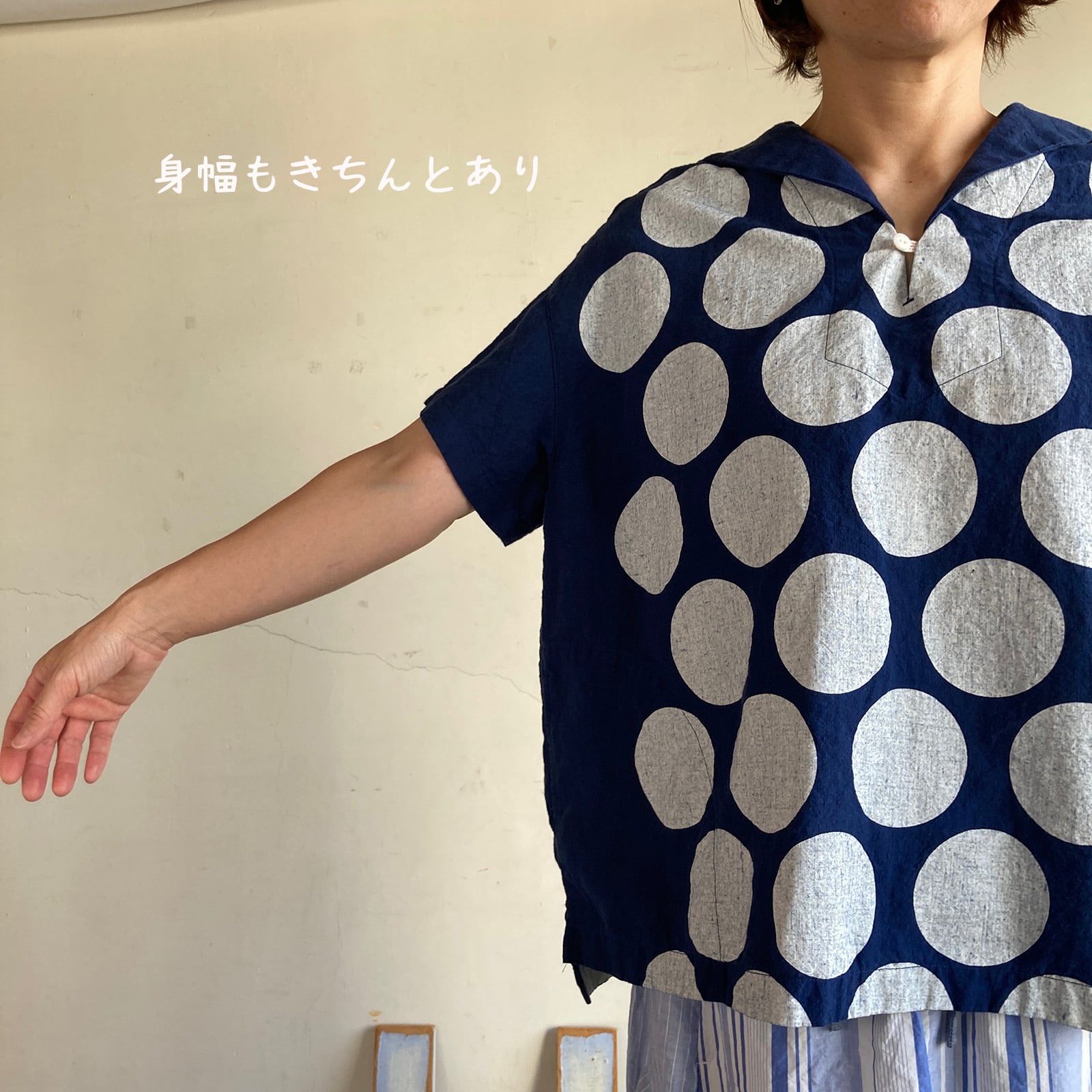 セーラーズシャツ Girl'sベルギーリネン大きな水玉 61S17 サイズ F