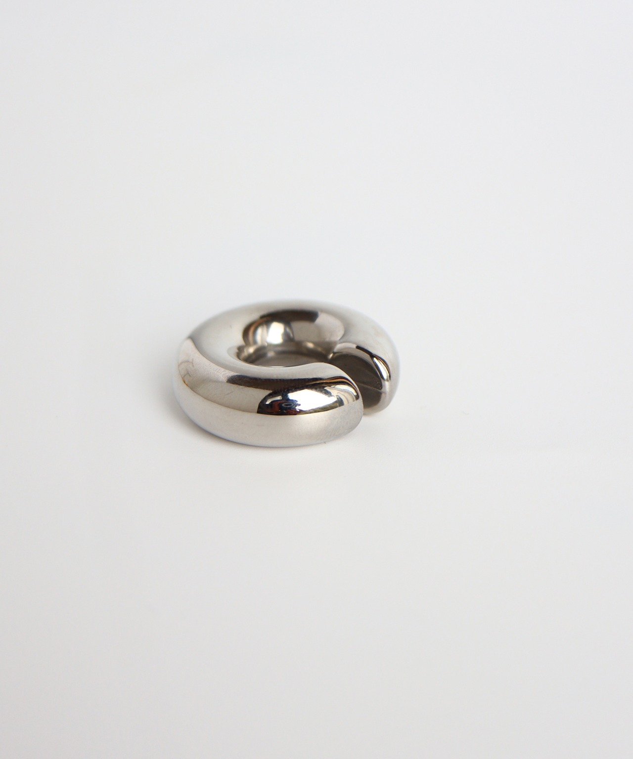 チューブイヤカフ（片耳）/024018