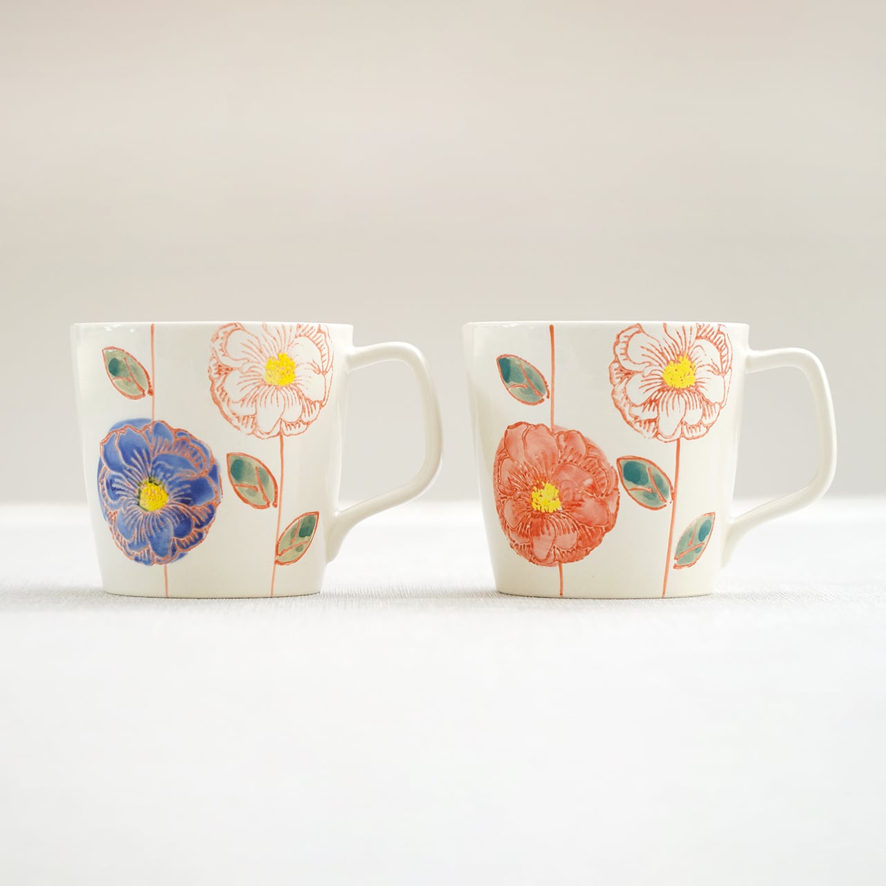 花かざり マグカップ（青・赤） | 菊祥陶器／工房祥sho～ Kikusho